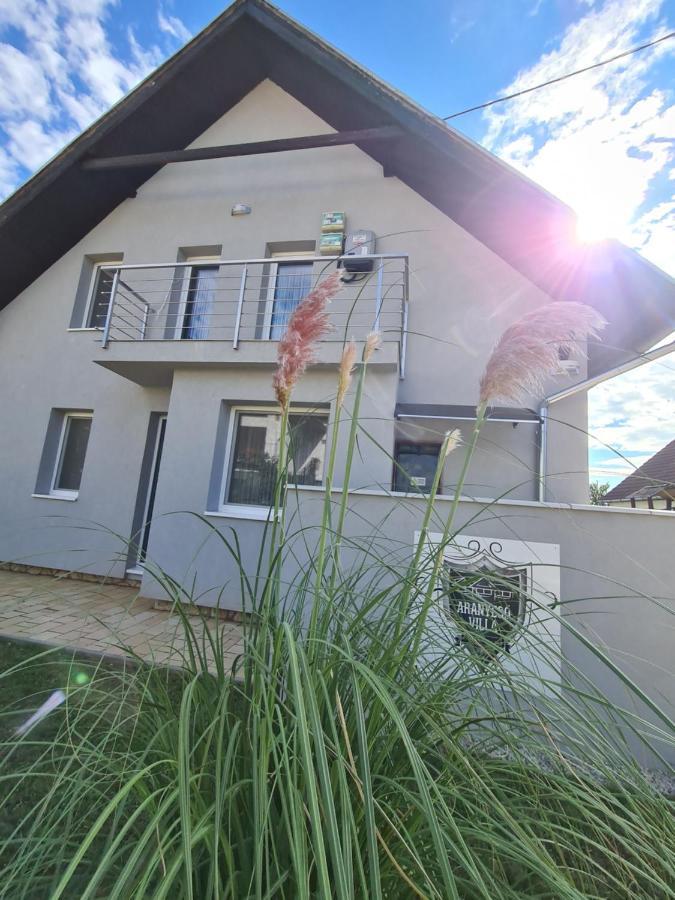 Aranyeso Apartmanhazak No.1 Balatonalmadi Exterior photo