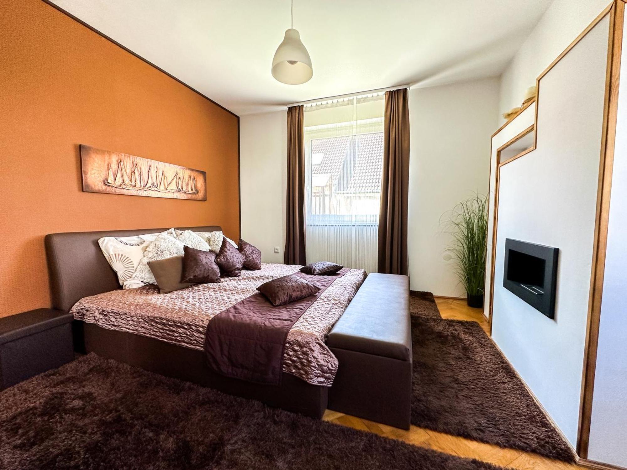 Aranyeso Apartmanhazak No.1 Balatonalmadi Exterior photo
