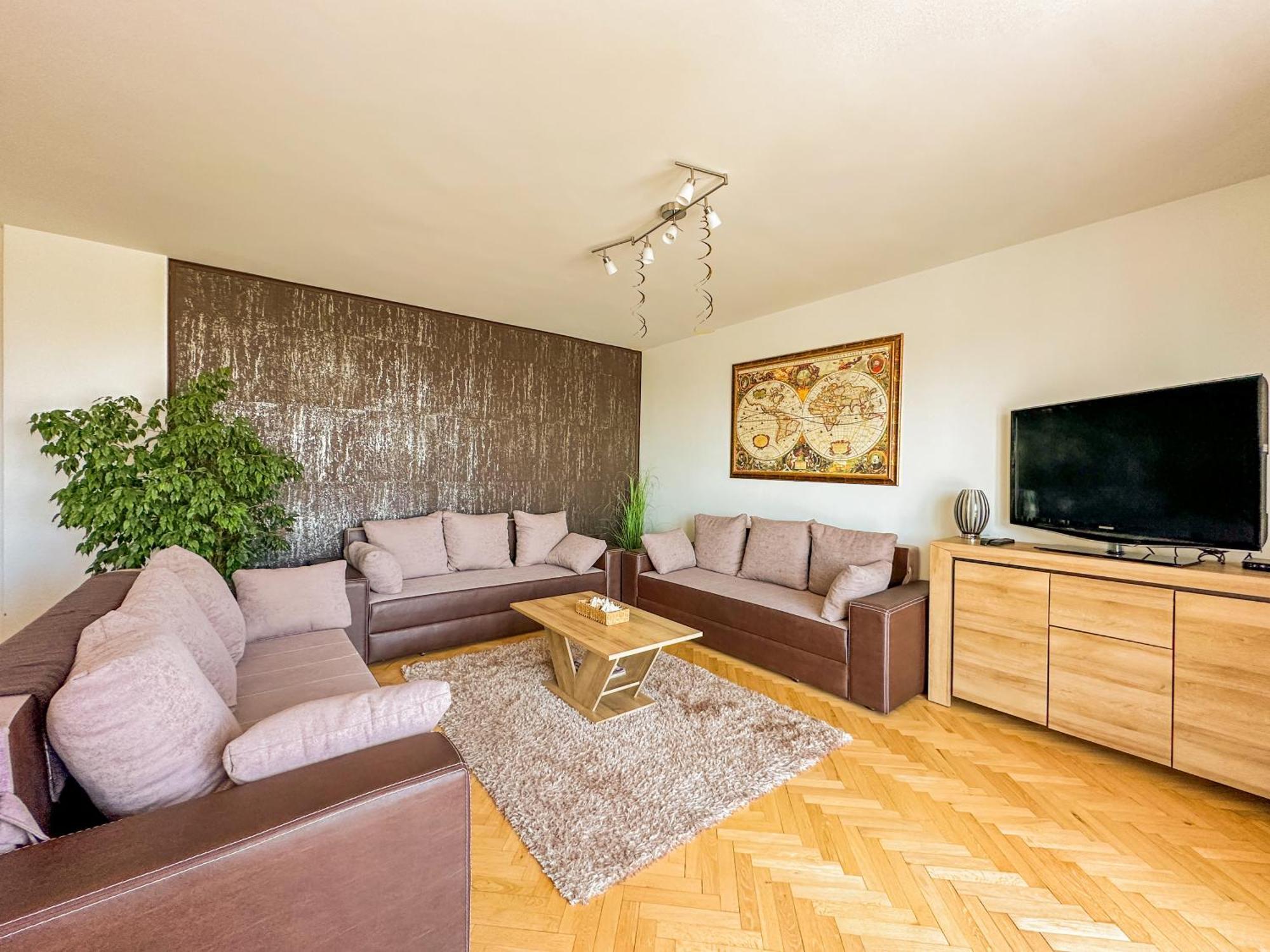 Aranyeso Apartmanhazak No.1 Balatonalmadi Exterior photo